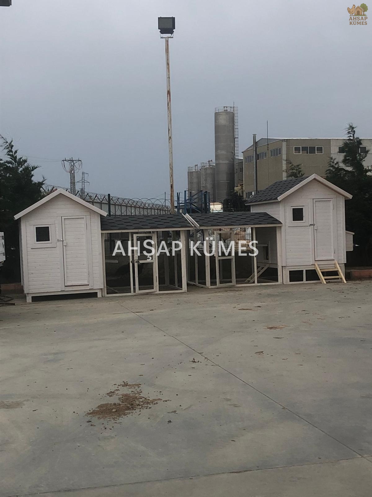 Ahşap Tavuk Kümesi 2797